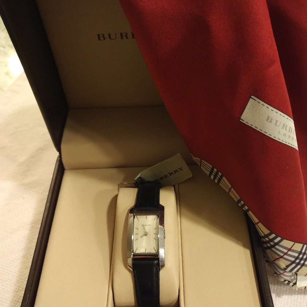 Meet your Posher, QuietLuxuries